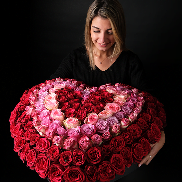 11.png Heart's Desire - 250 Roses