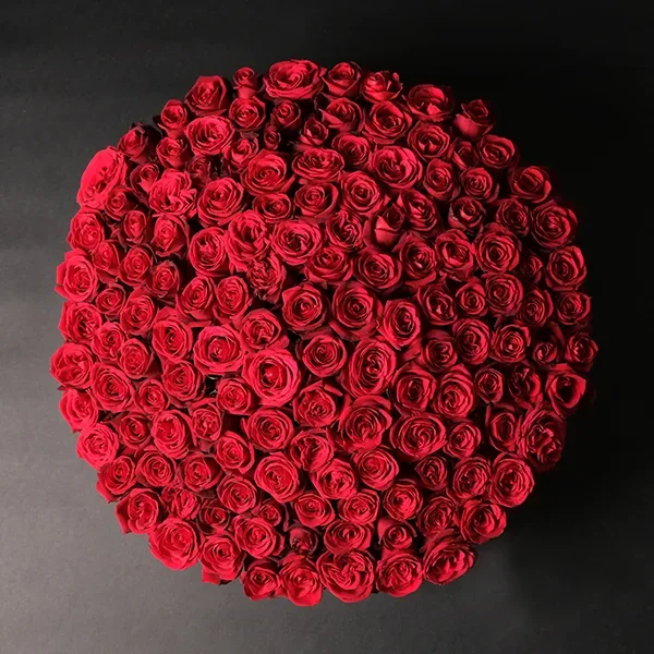 Endless Romance - 150 roses
