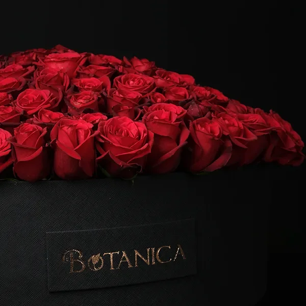 Endless Romance - 150 roses