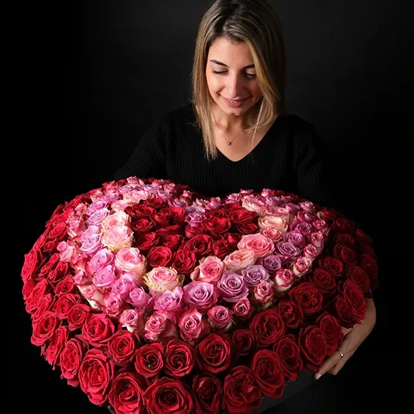 Heart's Desire - 250 Roses — regional reference Heart's Desire - 250 Roses