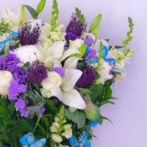 buy sculpted bouquet Online Flower Delivery in Dubai